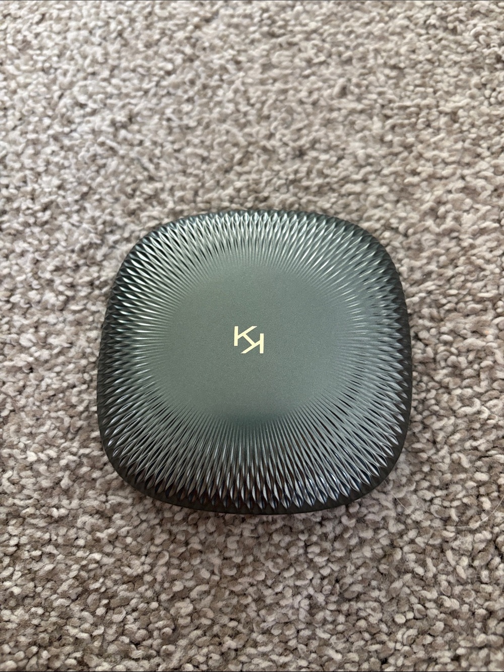 Kosas Everyday Eyeshadow Duo — Olive Green